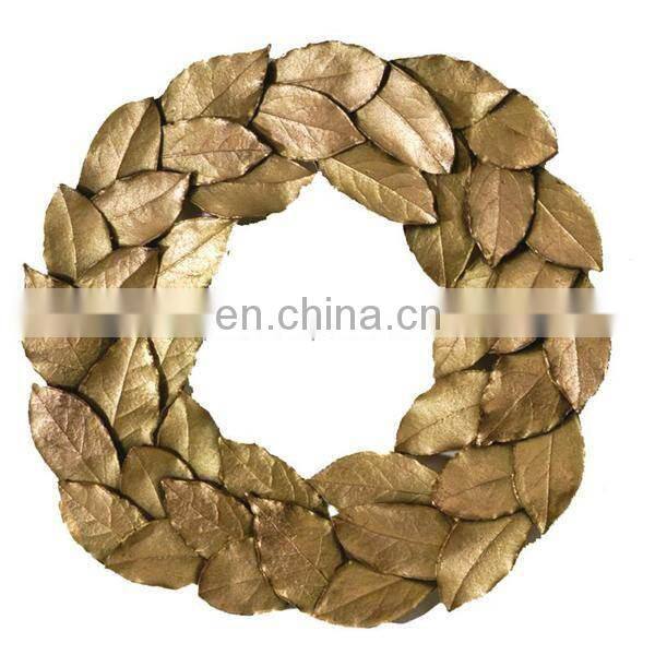 silver flower design trivet