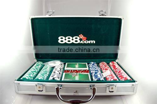 professional poker chip set in casino,play chip set with black aluminum case - 2014