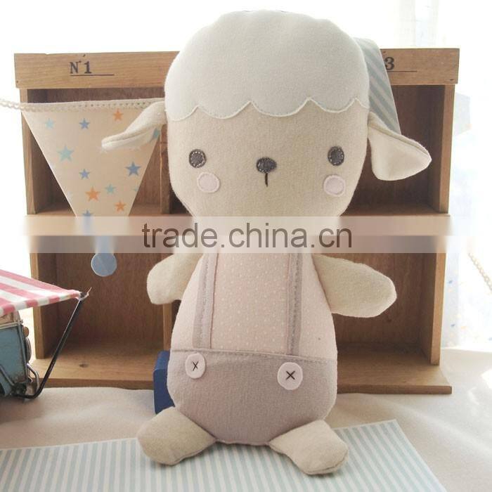 High quality hot selling customed nice plush white sheep doll for kids