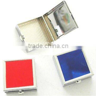 metal pill case with one case for square shpe