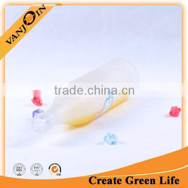 Custom clear glass bottles for vodka