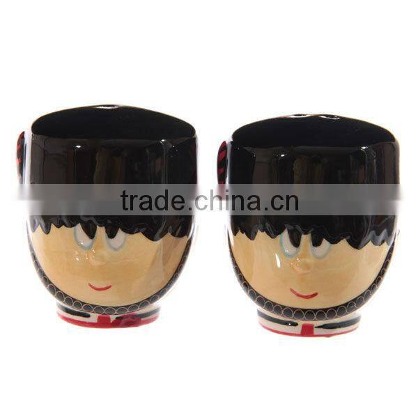 Vintage London Souvenir ceramic Guardsman salt and pepper shaker