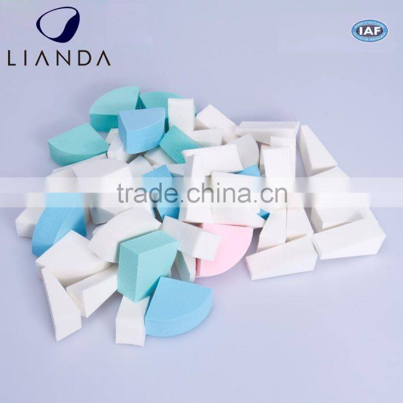 Bundle Monster 4pc Pro Latex-free cosmetic facial cleansing sponge Sponge Puff