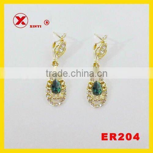 fancy design gold leaf retro earring