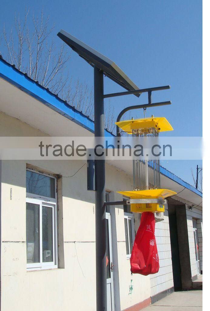 Neuroptera pest trapper and killer light