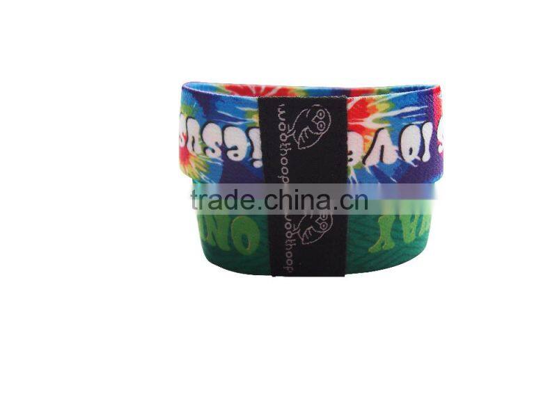 New style China supplier top quality fabric wristband supplier