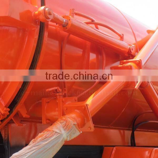 300hp HOWO Cab 4*4 SINOTRUK Sewage Suction Truck 8 ton