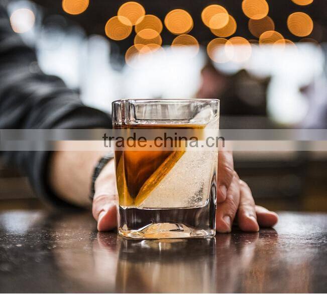 Whiskey Glass with Silicone Ice Form