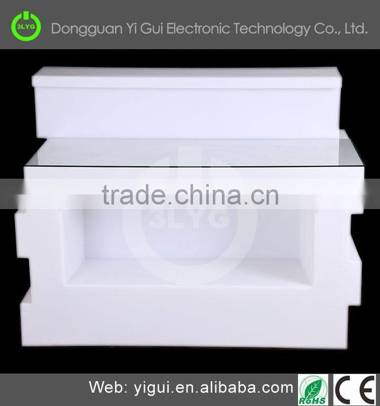 2017 hot sale PE plastic led illuminated furniture table