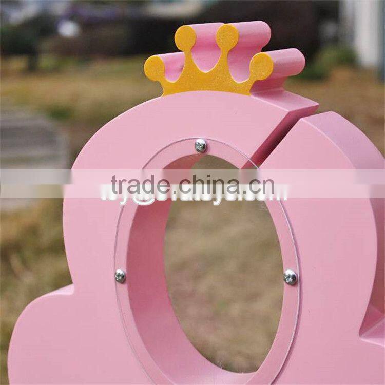 New design cute crown pink wooden girls piggy bank W02A255