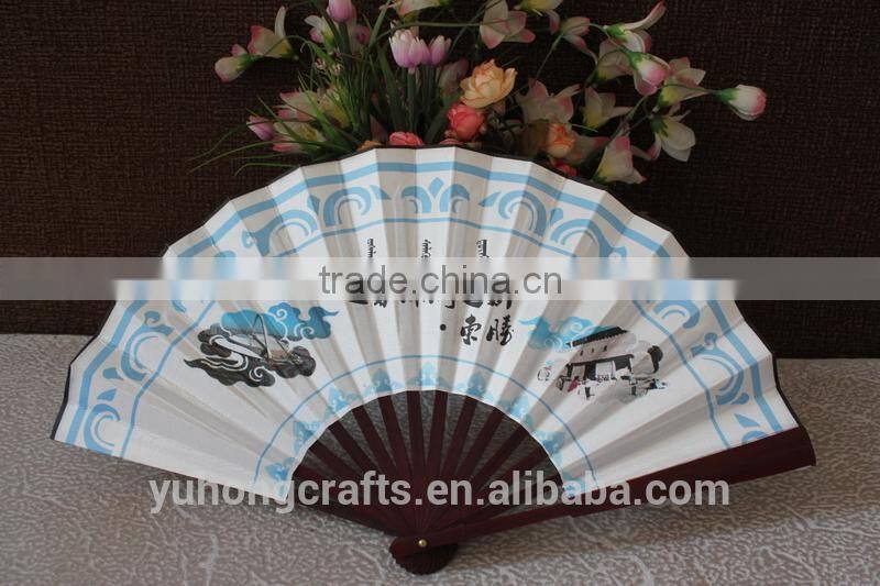 Convenient and traditional bamboo silk fan