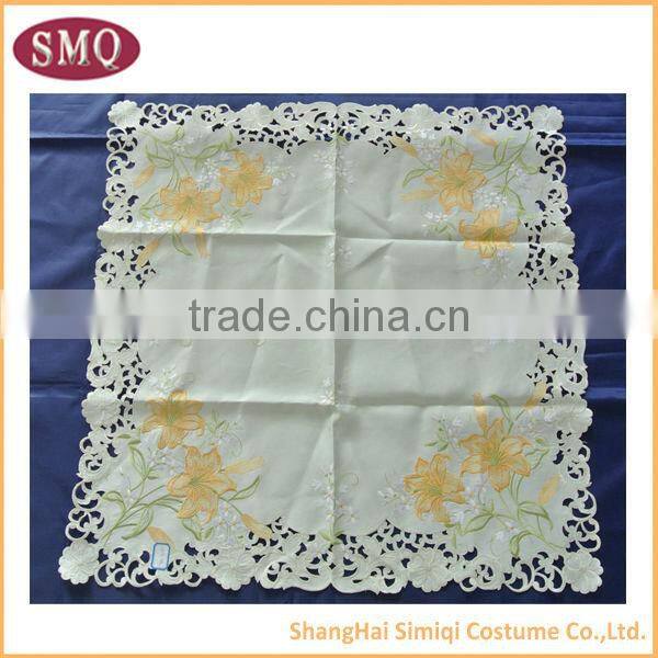 beautiful design embroidery tablecloth set