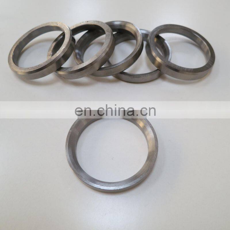 Diesel engine parts 6CT8.3 Valve seat intake 3908830 valve insert