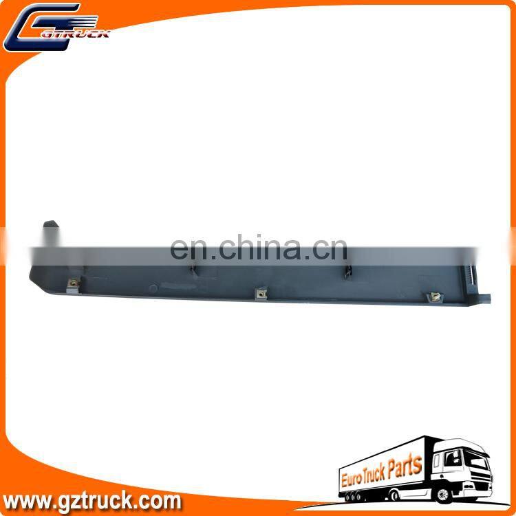 Plastic Right Strip Oem 9438800436 for MB Actros Truck Body Parts