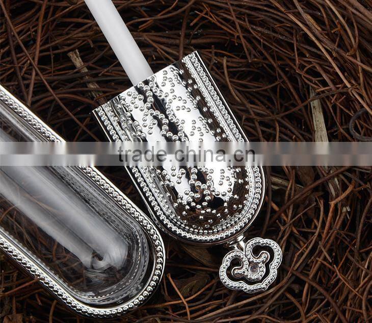 Small waterproof brush new design lip gloss tubes cosmetic packaging