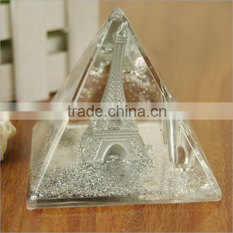 Newest Design Gloden Crystal Pyramid Shape Pen Holder