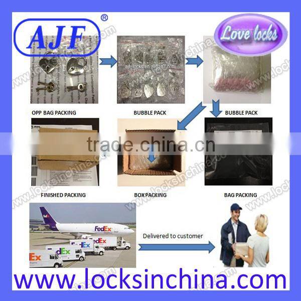 2014 hot selling promotional gift metal padlock for valentines day