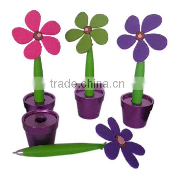 Soft Flower Rubber Material Ball Pen , Soft Cute Plastic Flower Pen For Girl Gift Set
