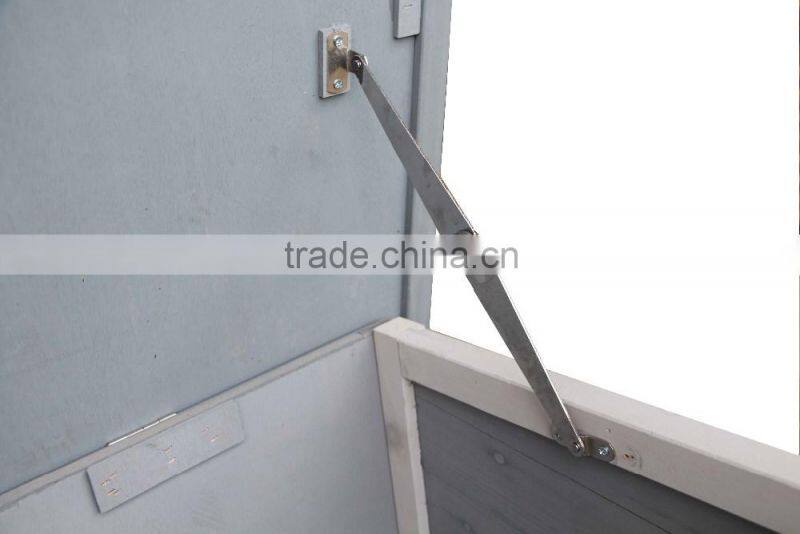 Functional Wooden Rabbit Hutch Outdoor