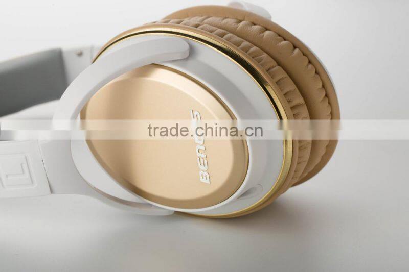 2015 hot selling wired stereo headphones with saperated cable and mic for cell phone