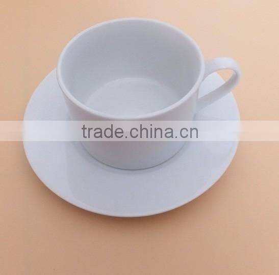 Classic ceramic cup and saucer porcelain item cheap tea coffee cups and saucers set