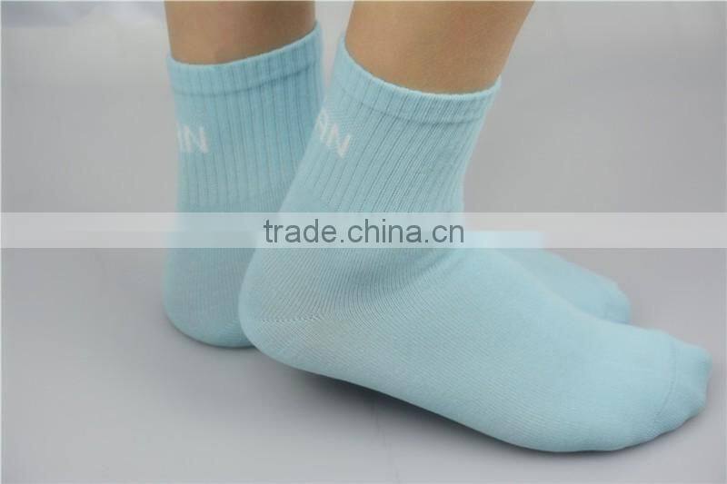 Factory Custom Cornflower Blue Solid Color Men's Ankle Socks