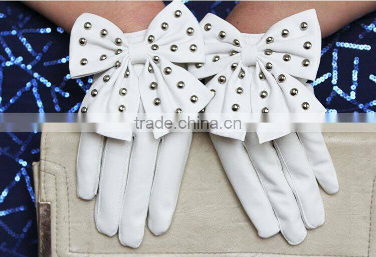 2015 New Arrival Winter Cycling Motorcycle Driving Lady Rivets Bowknot Soft PU Leather Gloves For Women Black Red