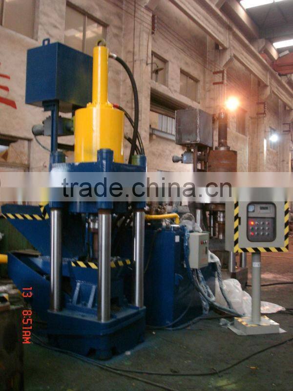 Briquette Press Machine/ Sawdust Briquette