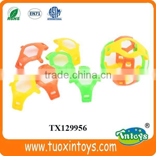 spiky kids Christmas plastic hollow ball toys