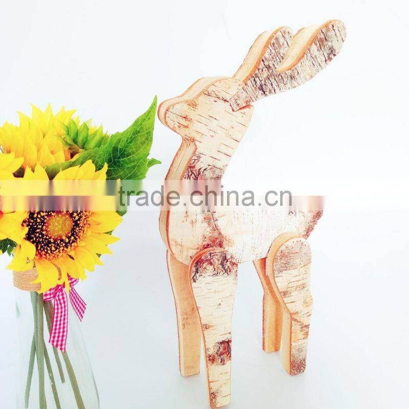 The countryside amorous feelings sunshine small deer set piece