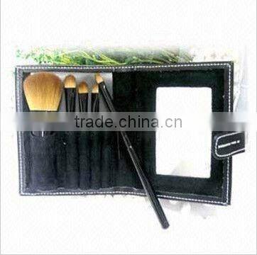 cosmetic brush set and makeup set