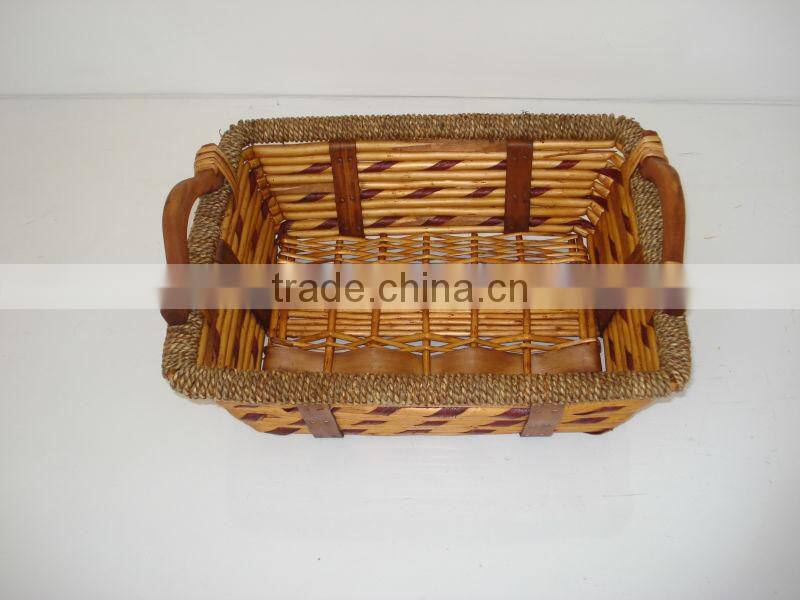 oval wicker tray for fruit with handles