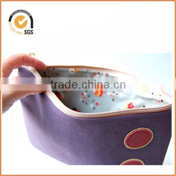 Blue and Black Brushed Twill Cotton Canvas Colorblocked Scalloped Edge Wristlet Zipper Pouch Clutch By Chiqun Dongguan CQ-H02012