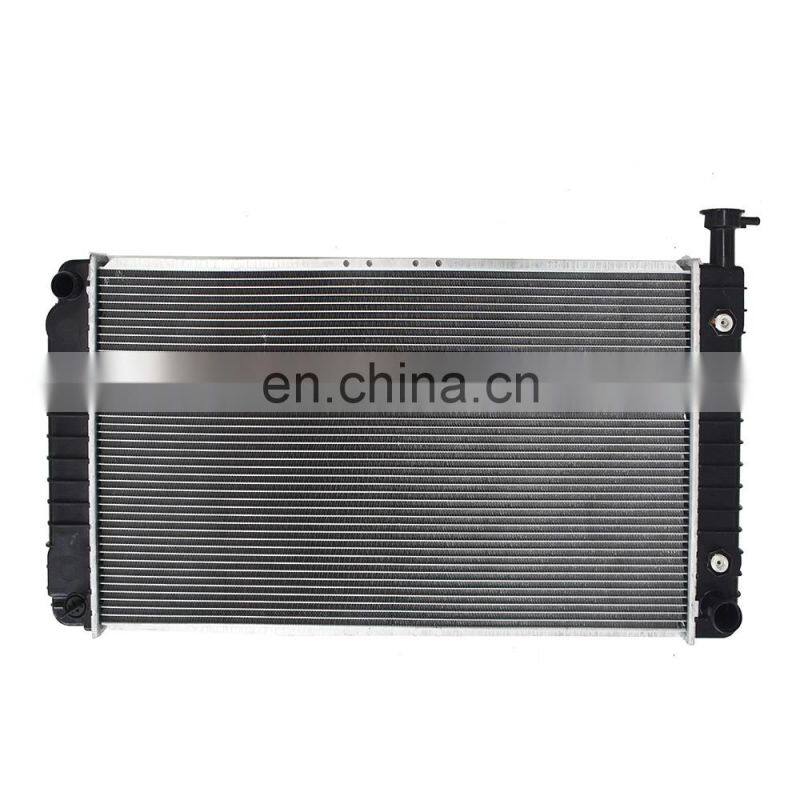 New Radiator For 1996-2002 Chevy Express 1500 2500 GMC Savana V6 V8 2044