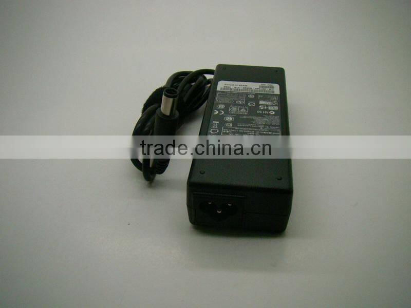 High quality Laptop AC adaper 19V 7.7A For HP with Outlet 5.5*2.5mm