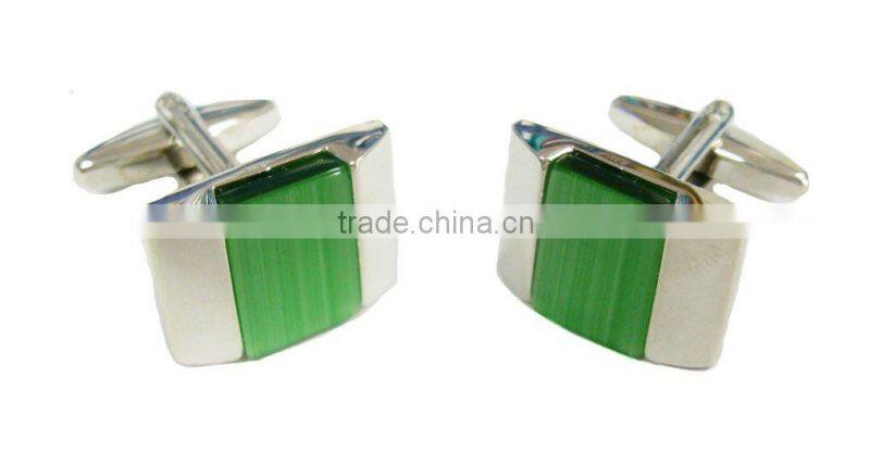 Metal Cufflink with diamonds design