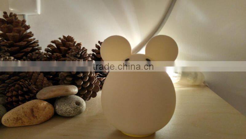 Silicone Shape Room Thermometer Temperature Displayer LED Color Changing Night Light Lamp for Babies Kids Children Adults