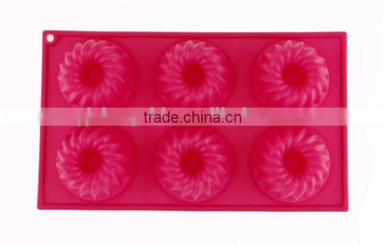 Hot sale food grade FDA and LFGB 9 hole shell shape colorful silicone oven cake mold