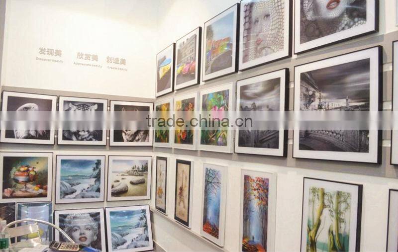 Custom framed 3d lenticular desk picture