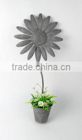 100390F-sunflower metal wall pant holder
