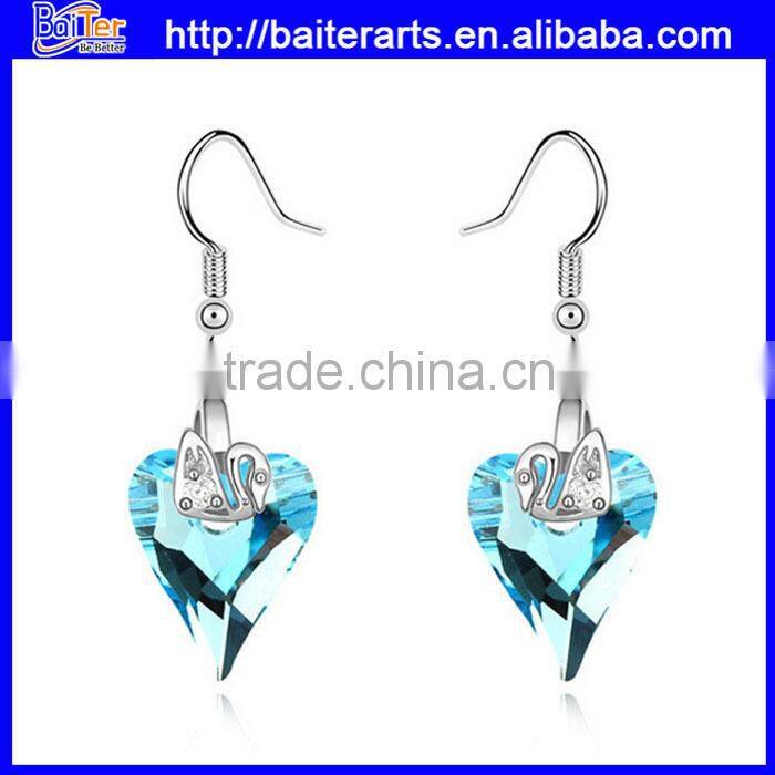 Wholesale Jewelry Cheap European's Delicate Stylish Pearl Earrings with Built-in Crystals