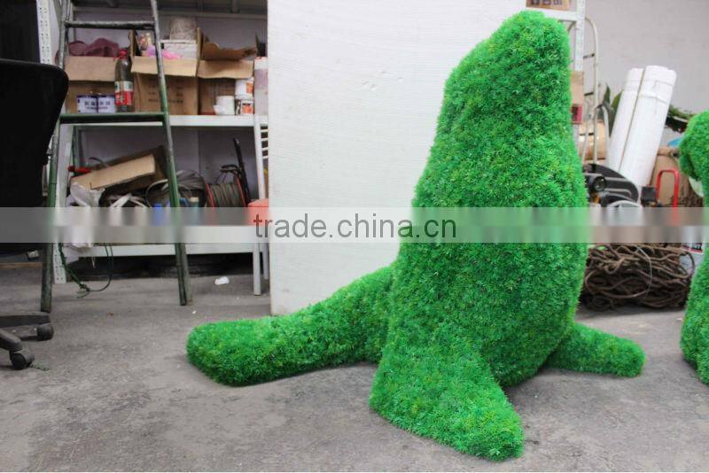 Artificial green plant topiary rabbit shape for garden decoration