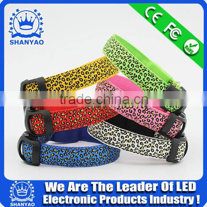 2015 Hot Selling Christmas LED Eembroidered Ppet Collar With Leopard