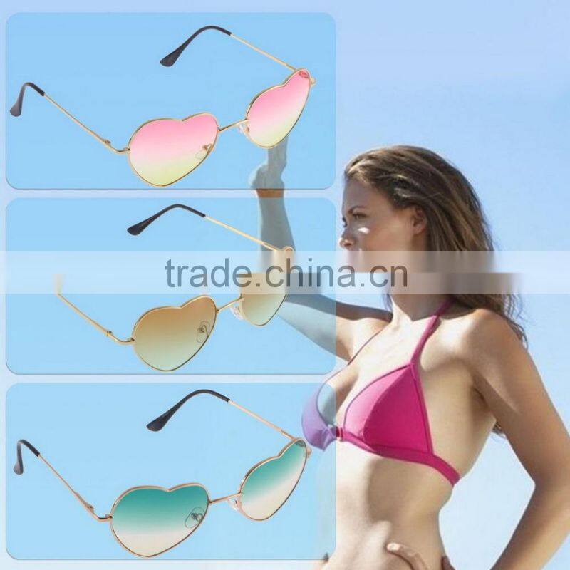 Hot Retro Girl UV400 Metal Frame Heart Shaped Sunglasses Gradient Shades Lens
