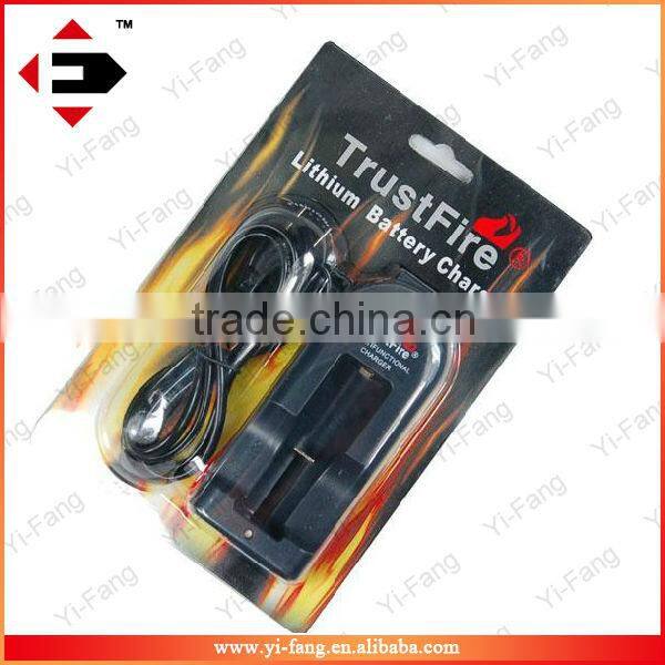 TrustFire TR-002 Lithium Battery Charger for 10440 / 14500 / 17670 / 18650 battery charger