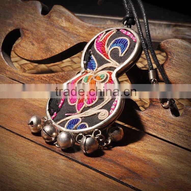 2015 new arrival miao silver necklace gourd shaped women necklace
