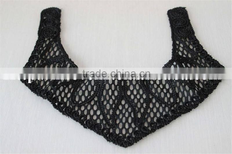 new arrival white and black flower pattern embroidery collar lace applique for lady garment