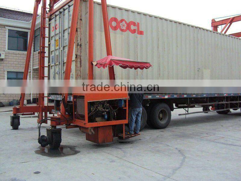 container Crane used in warehouse