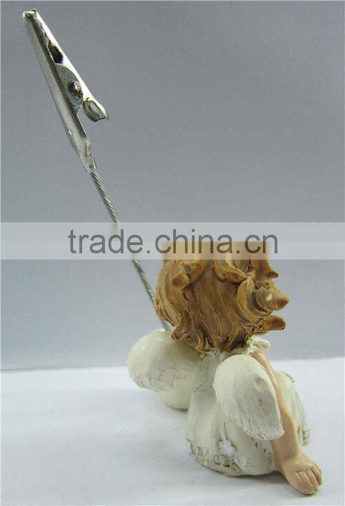 Sitting resin baby angel sculpture