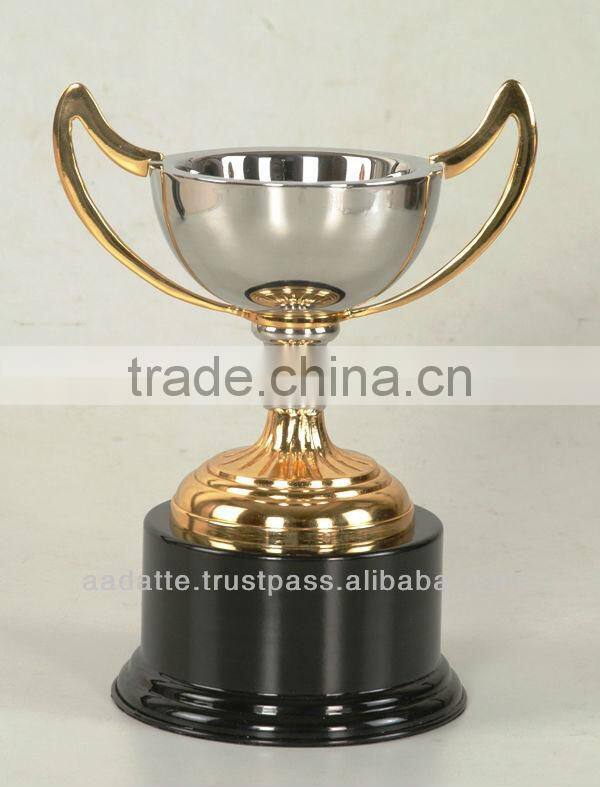 GLOBE Winner Beautiful high quality metal Trophy